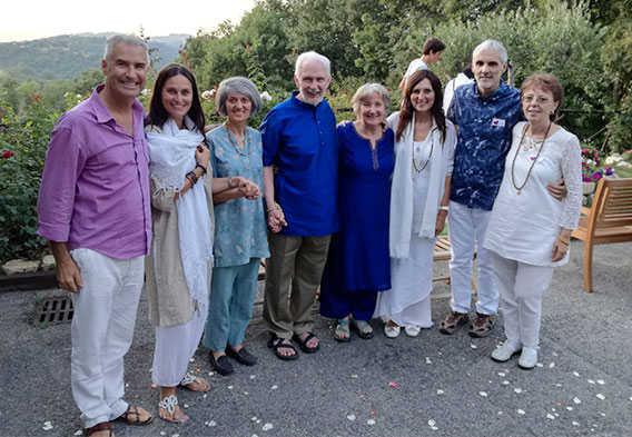 casa-editrice-ananda-edizioni-foto-storiche-1