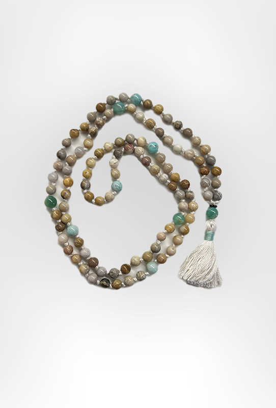 Terra e Mare - Kriya Mala con Corallo Fossile e Amazzonite
