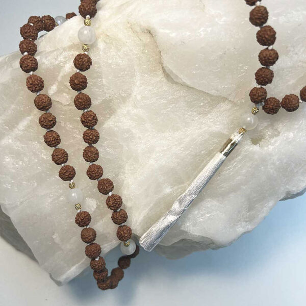 Mala Indiano di Rudraksha e Agata Bianca - immagine 3