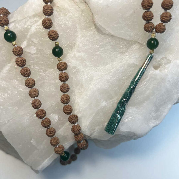 Mala Indiano di Rudraksha e Onice Verde - immagine 2